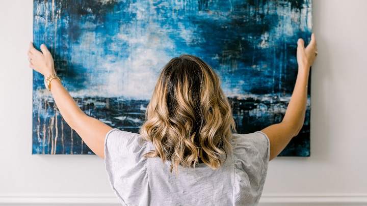 آموزش تمیز کردن تابلو نقاشی بدون آسیب رساندن به تابلو