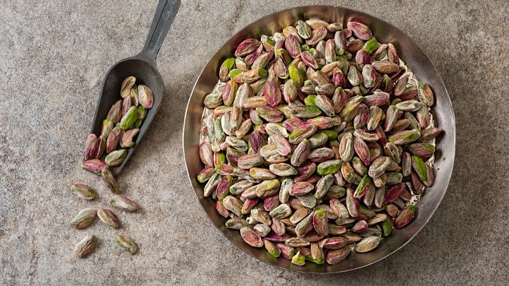 با خواص پسته خام برای قلب آشنا شوید با خواص پسته خام برای قلب آشنا شوید