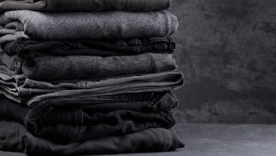 با این 7 ترفند ساده، لباس مشکی رنگ و رو رفته را نو کنید
