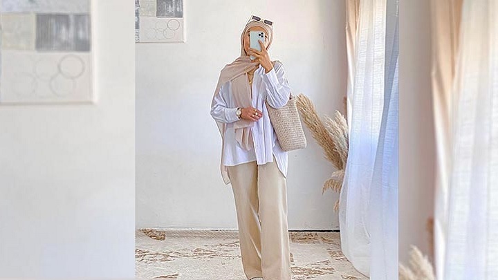 استایل مینیمال با حجاب رنگ روشن