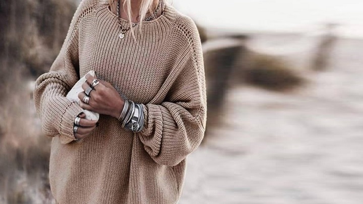 نکاتی که باید در زمان خرید بافت پاییزه زنانه شیک و کلاسیک بدانید نکاتی که باید در زمان خرید بافت پاییزه زنانه شیک و کلاسیک بدانید