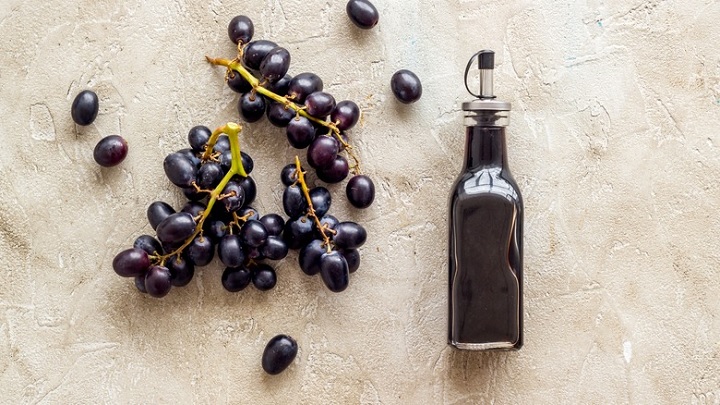 دلایل ترش نشدن سرکه انگور