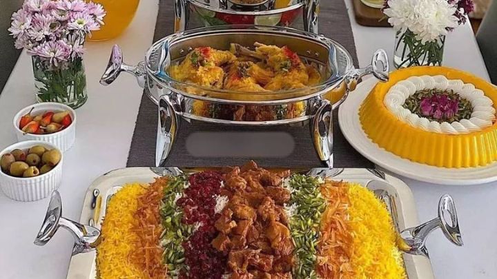 جذاب‌ترین ایده‌های چیدمان میز شام ایرانی