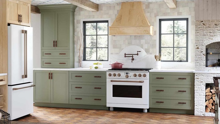 آشپزخانه‌ای مدرن و شیک با کابینت‌های 2024