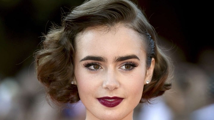 رژ لب بادمجانی؛ از ترندهای رژ لب پاییزی 1403