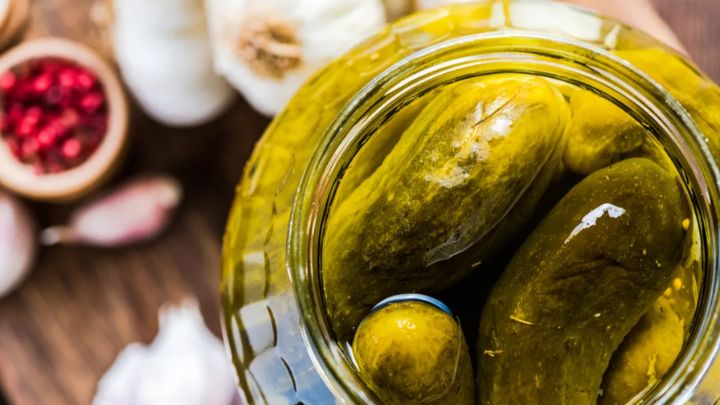 دلیل اصلی که موجب پوک شدن خیارشور میشود دلیل اصلی که موجب پوک شدن خیارشور میشود