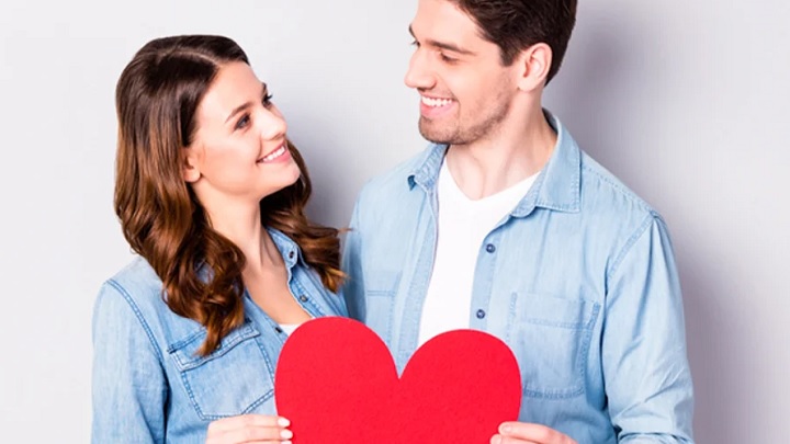 زنانی که همسرشان را همانگونه که هست میپذیرند، همیشه محبوب شوهرشان هستند زنانی که همسرشان را همانگونه که هست میپذیرند، همیشه محبوب شوهرشان هستند