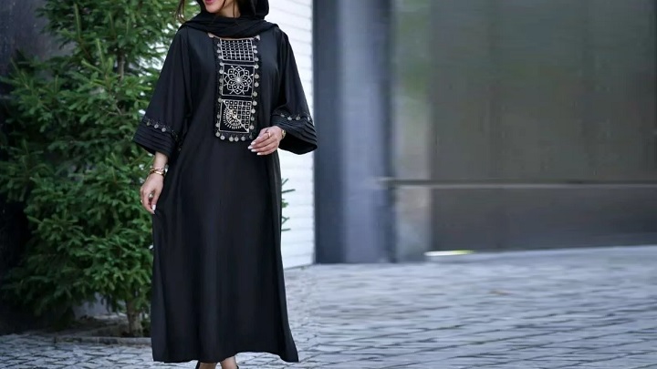 مانتو پیراهنی بلند رنگ مشکی مانتو پیراهنی بلند رنگ مشکی