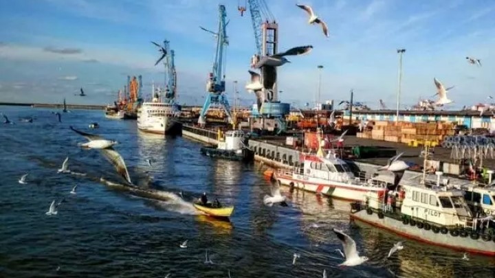 بندر انزلی از بهترین شهرهای گیلان برای سفر در شهریور ماه بندر انزلی از بهترین شهرهای گیلان برای سفر در شهریور ماه