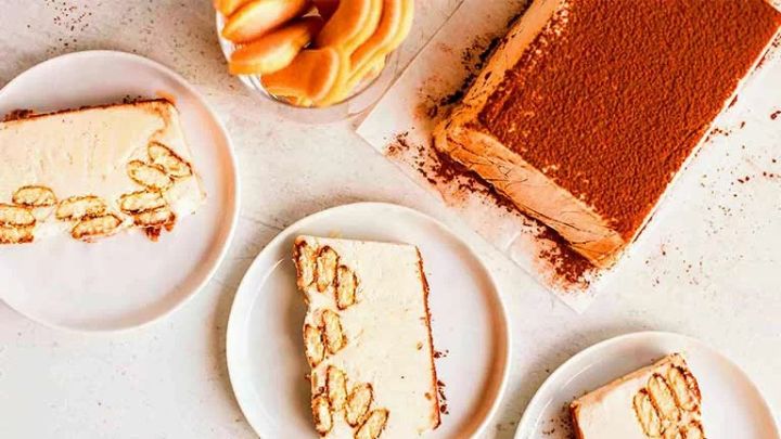 بستنی تیرامیسو با بیسکویت