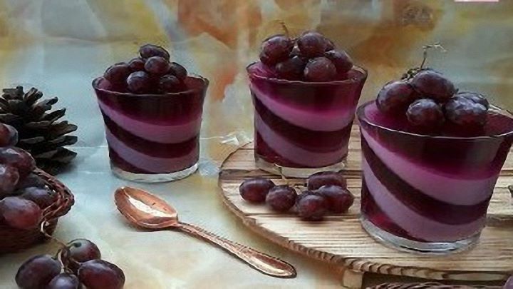 دسر با انگور یخ زده دسر با انگور یخ زده