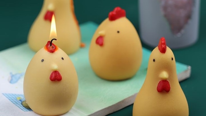 شمع فانتزی با طرح خروس