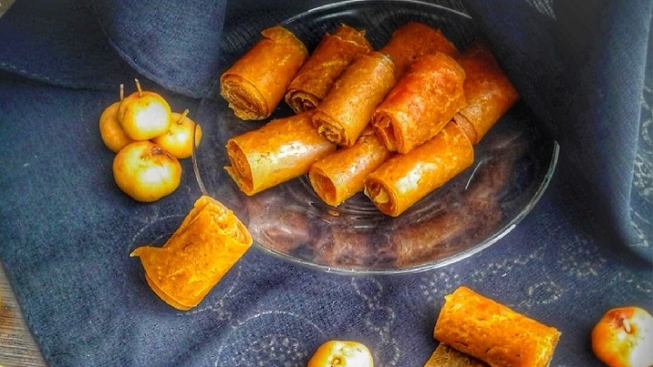 مراحل تهیه لواشک زالزالک