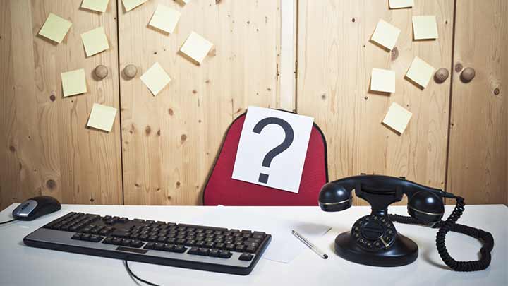 نحوه برخورد با آدم خبرچین و دو بهم‌ زن که باید بدانید