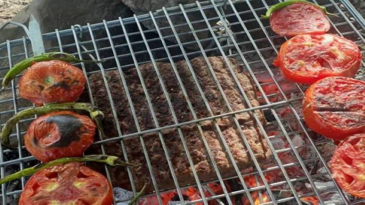 پخت کباب کوبیده در توری