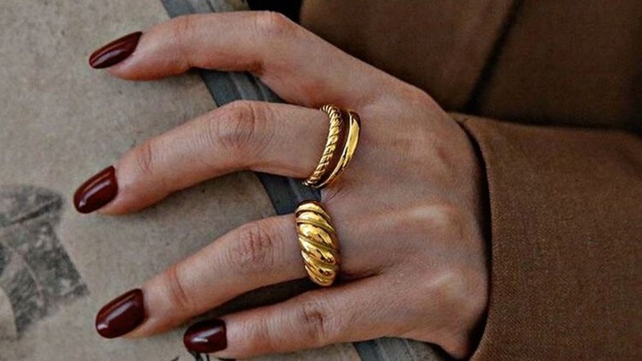 انگشتر پهن طلا برای خانمهای خوش سلیقه انگشتر پهن طلا برای خانمهای خوش سلیقه