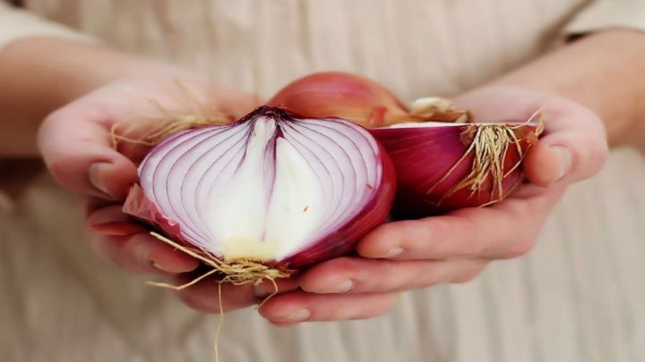 کاربرد پوست سیر و پیاز