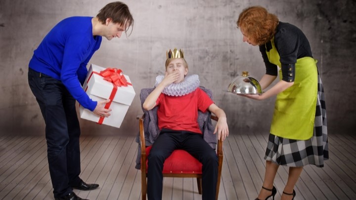 ویژگیهای منفی سندرم کوچکترین فرزند ویژگیهای منفی سندرم کوچکترین فرزند