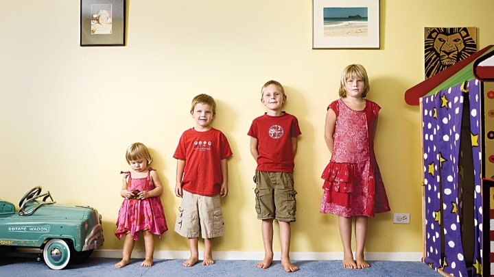 اهمیت ترتیب تولد در مشکلات فرزند آخر در خانواده پرجمعیت (از نظر روانشناسی) اهمیت ترتیب تولد در مشکلات فرزند آخر در خانواده پرجمعیت (از نظر روانشناسی)