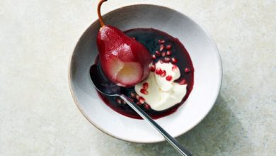 گلابی داغ با بستنی؛ دسر کلاسیک فرانسوی