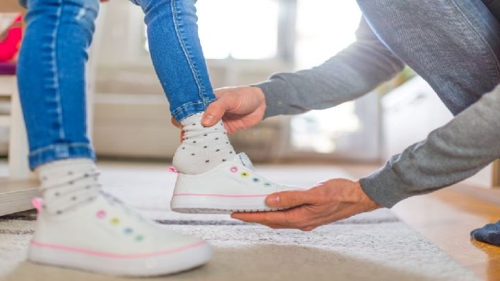 کفش مناسب برای دانش آموزان کفش مناسب برای دانش آموزان