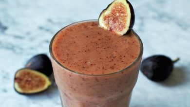 طرز تهیه اسموتی انجیر و شیره؛ یک بمب انرژی واقعی