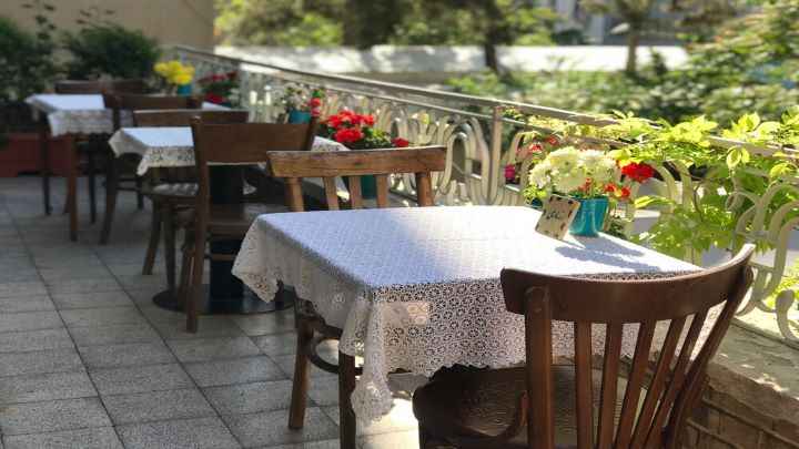 کافه تهرون کافه تهرون