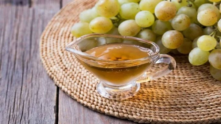 چرا سرکه انگور تلخ میشود؟ چرا سرکه انگور تلخ میشود؟