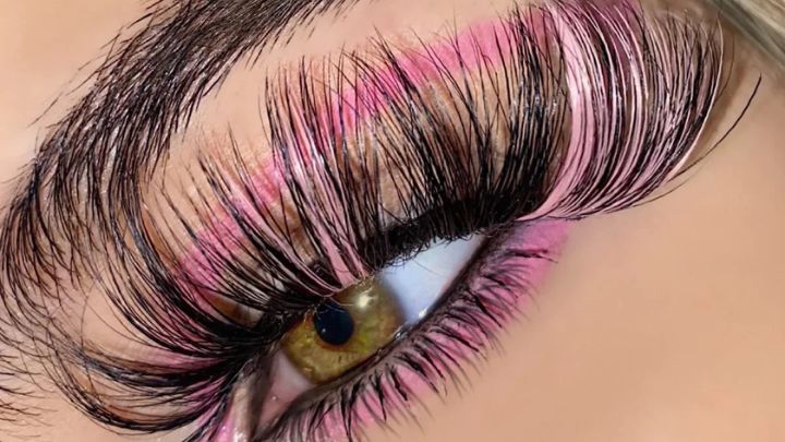 اکستنشن مژه رنگی همراه با کریستال از ایدههای جذاب برای اکستنشن مژه رنگی اکستنشن مژه رنگی همراه با کریستال از ایدههای جذاب برای اکستنشن مژه رنگی