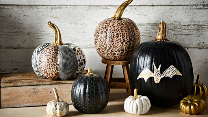 تزیین کدو حلوایی با رنگآمیزی تزیین کدو حلوایی با رنگآمیزی