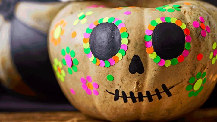 تزیین کدو حلوایی مینیمال تزیین کدو حلوایی مینیمال