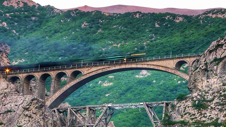 منظره دیدنی پل ورسک منظره دیدنی پل ورسک