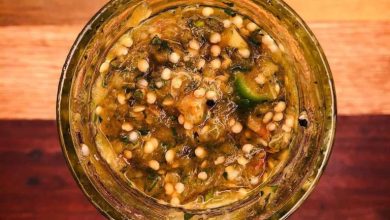 طرز تهیه ترشی لیته بادمجان کبابی با گوجه؛ ساده و خوشمزه