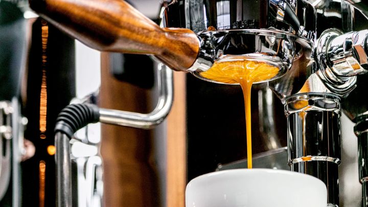 9 نکته کلیدی که در زمان خرید اسپرسوساز خانگی باید بررسی کنید