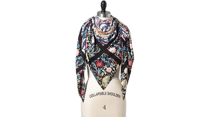 مدل Kerchief Drape بستن دستمال گردن مدل Kerchief Drape بستن دستمال گردن