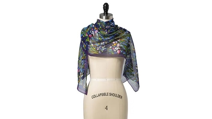 مدل Reverse Drape بستن دستمال گردن مدل Reverse Drape بستن دستمال گردن