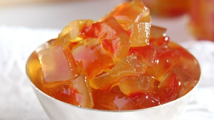 مراحل تهیه پاستیل زنجبیلی خانگی مراحل تهیه پاستیل زنجبیلی خانگی