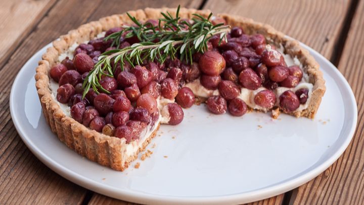 نکات و فوت و فنهای تهیه تارت انگور نکات و فوت و فنهای تهیه تارت انگور