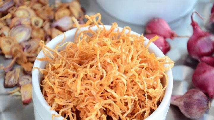 نکات و فوت و فنهای تهیه پیاز داغ چیپسی نکات و فوت و فنهای تهیه پیاز داغ چیپسی