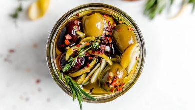 طرز تهیه ترشی زیتون عسلی؛ طعمی بهشتی برای ذائقههای خاص