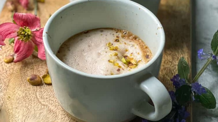 مراحل تهیه لته پسته خانگی