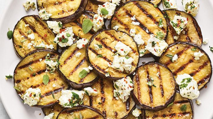 نکات و فوت و فنهای تهیه بادمجان سوخاری پنیری نکات و فوت و فنهای تهیه بادمجان سوخاری پنیری