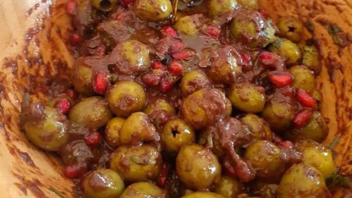 طرز تهیه زیتون پرورده با رب آلو طرز تهیه زیتون پرورده با رب آلو