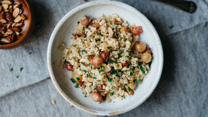 انگور پلو خانگی؛ آسانتر از آن چیزی که فکر میکنید انگور پلو خانگی؛ آسانتر از آن چیزی که فکر میکنید