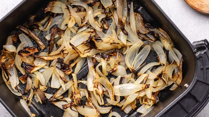 مراحل تهیه پیاز داغ رژیمی مراحل تهیه پیاز داغ رژیمی