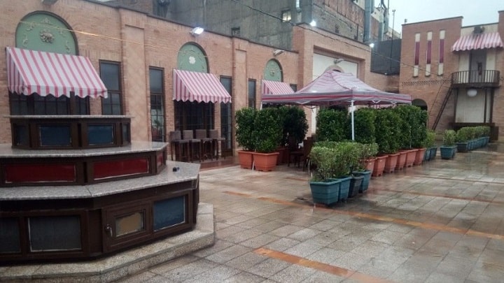 کافه ایوان مکانی دنج و آرام