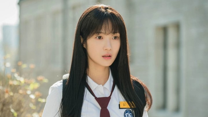 دونده دوستداشتنی (Lovely Runner) از بهترین سریالهای کیم هه یون دونده دوستداشتنی (Lovely Runner) از بهترین سریالهای کیم هه یون