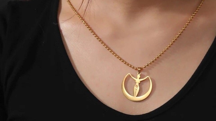 زیباترین طرح گردنبند ماه