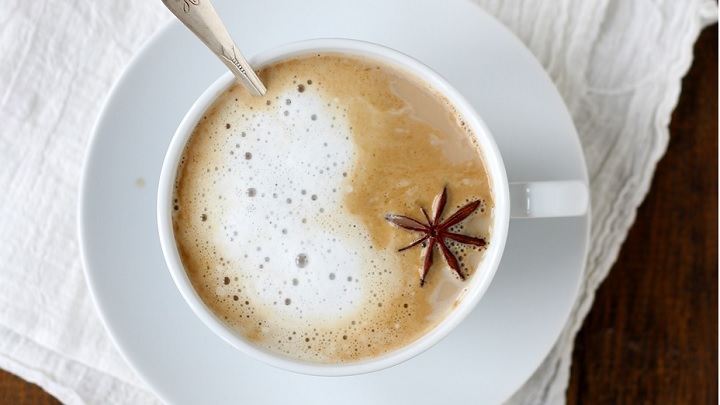 مواد لازم برای تهیه چای ماسالا با شیر و قهوه 