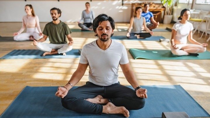 مدیتیشن مانترا برای کاهش استرس و اضطراب مدیتیشن مانترا برای کاهش استرس و اضطراب